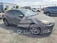 2018 Mazda 3 фото