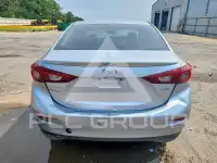 2018 Mazda 3 фото