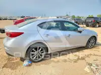 2018 Mazda 3 фото