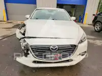 2018 Mazda 3 photo