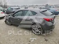 2018 Mazda 3 photo