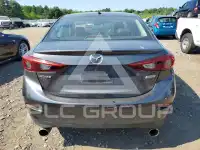 2018 Mazda 3 photo