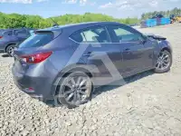 2018 Mazda 3 фото
