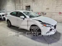 2018 Mazda 3 photo