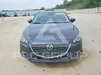2018 Mazda 3 photo