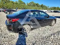 2018 Mazda 3 фото