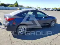 2018 Mazda 3 фото