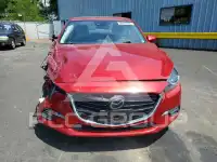 2018 Mazda 3 photo