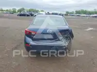 2018 Mazda 3 фото