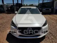 2018 Mazda 3 photo