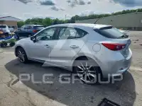 2018 Mazda 3 photo