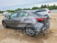 2018 Mazda 3 фото