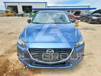 2018 Mazda 3 фото
