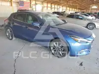 2018 Mazda 3 photo