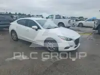 2018 Mazda 3 photo