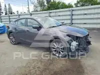 2018 Mazda 3 фото
