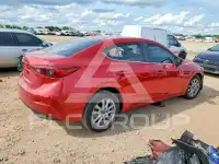 2018 Mazda 3 photo