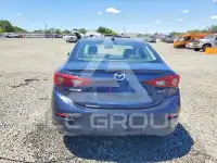 2018 Mazda 3 фото