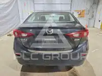2018 Mazda 3 photo