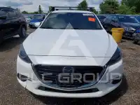 2018 Mazda 3 photo
