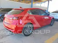 2018 Mazda 3 photo