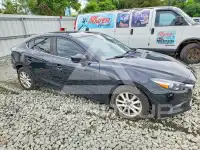 2018 Mazda 3 photo