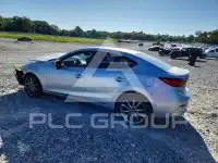 2018 Mazda 3 фото