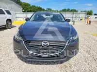 2018 Mazda 3 photo