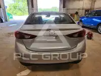 2018 Mazda 3 фото