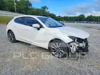 2018 Mazda 3 фото