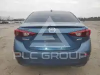 2018 Mazda 3 photo