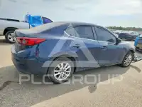 2018 Mazda 3 фото