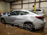 2018 Mazda 3 photo