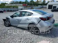 2018 Mazda 3 photo