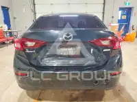 2018 Mazda 3 photo