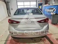 2018 Mazda 3 фото
