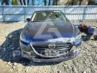 2018 Mazda 3 photo