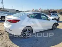 2018 Mazda 3 фото