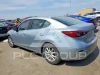 2018 Mazda 3 photo