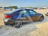 2018 Mazda 3 фото