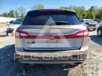 2018 Lincoln MKX photo