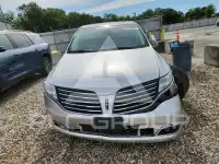 2018 Lincoln MKT фото