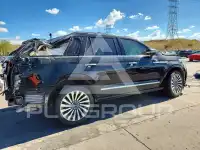 2018 Lincoln NAVIGATOR photo