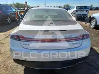 2018 Lincoln MKZ photo