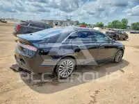 2018 Lincoln MKZ photo