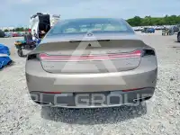 2018 Lincoln MKZ photo