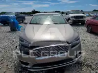 2018 Lincoln MKZ photo