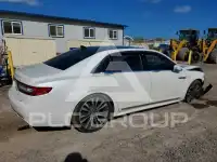2018 Lincoln Continental photo
