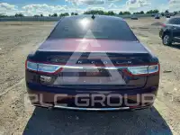 2018 Lincoln Continental photo