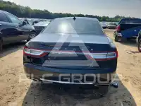2018 Lincoln Continental photo